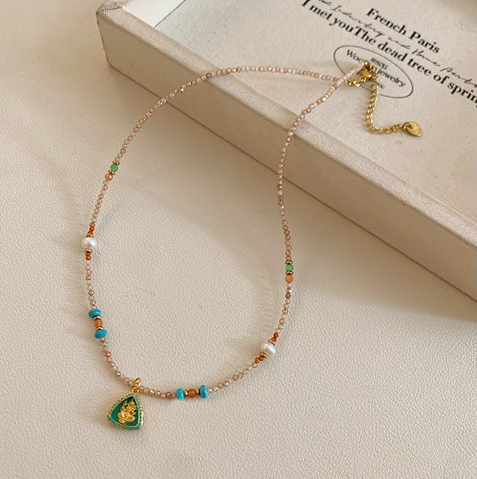 2025 New Arrival Turquoise Crystal Pearl Beaded Pendant Necklace for Women, Luxurious and Chic Collarbone Chain