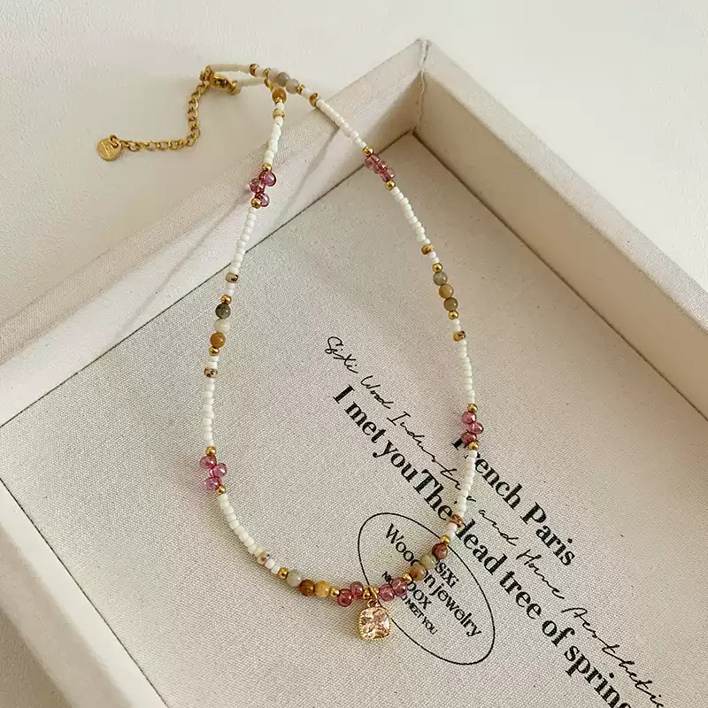 2025 New Arrival! Elegant Natural Stone Beaded Necklace for Women - Luxurious & Chic Collarbone Chain